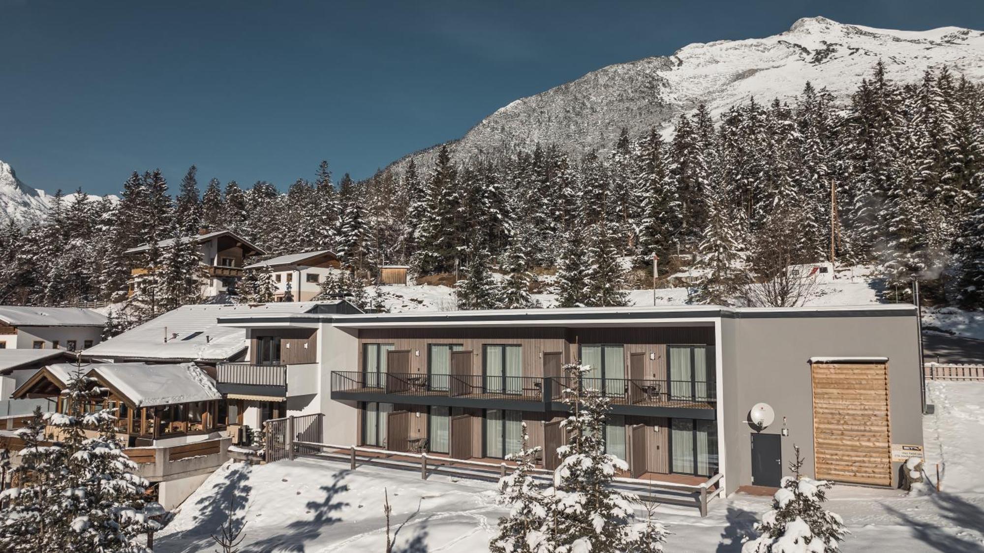 Hotel Garni Isarlodge Wiesenhof Scharnitz Kültér fotó